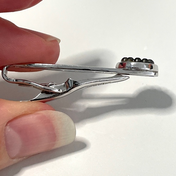 Swank Cufflinks and Tie Clip Set - Picture 7 of 9